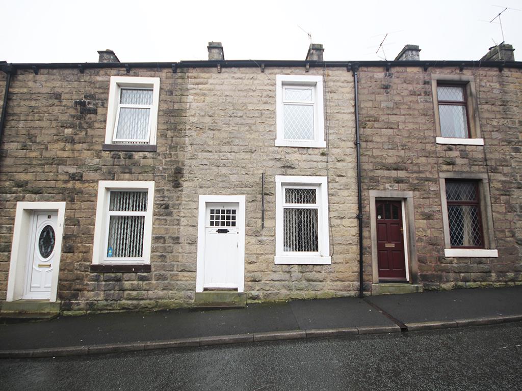 2 bedroom mid terrace house To Let in Barnoldswick - IMG_5516.jpg